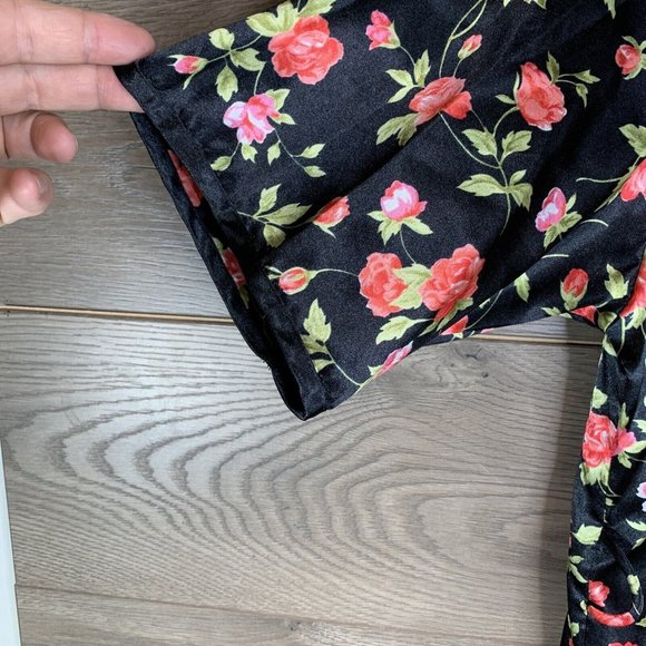 Intimate Moods Satin Night Set Womens L Slip & Cover Chemise Black Red Roses - Picture 7 of 16